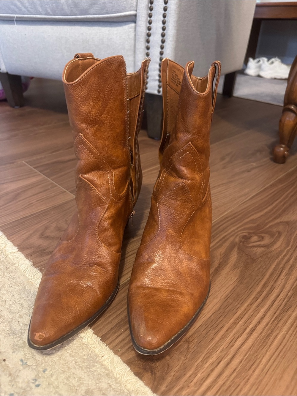 T.J.Maxx women’s 9.5 Tan Leather Western Ankle Boots